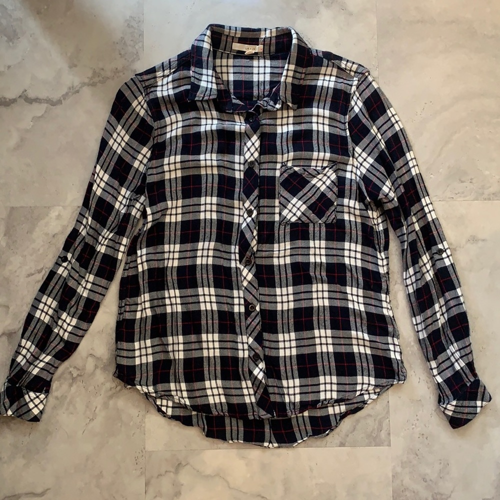 Le Lis plaid button down top
